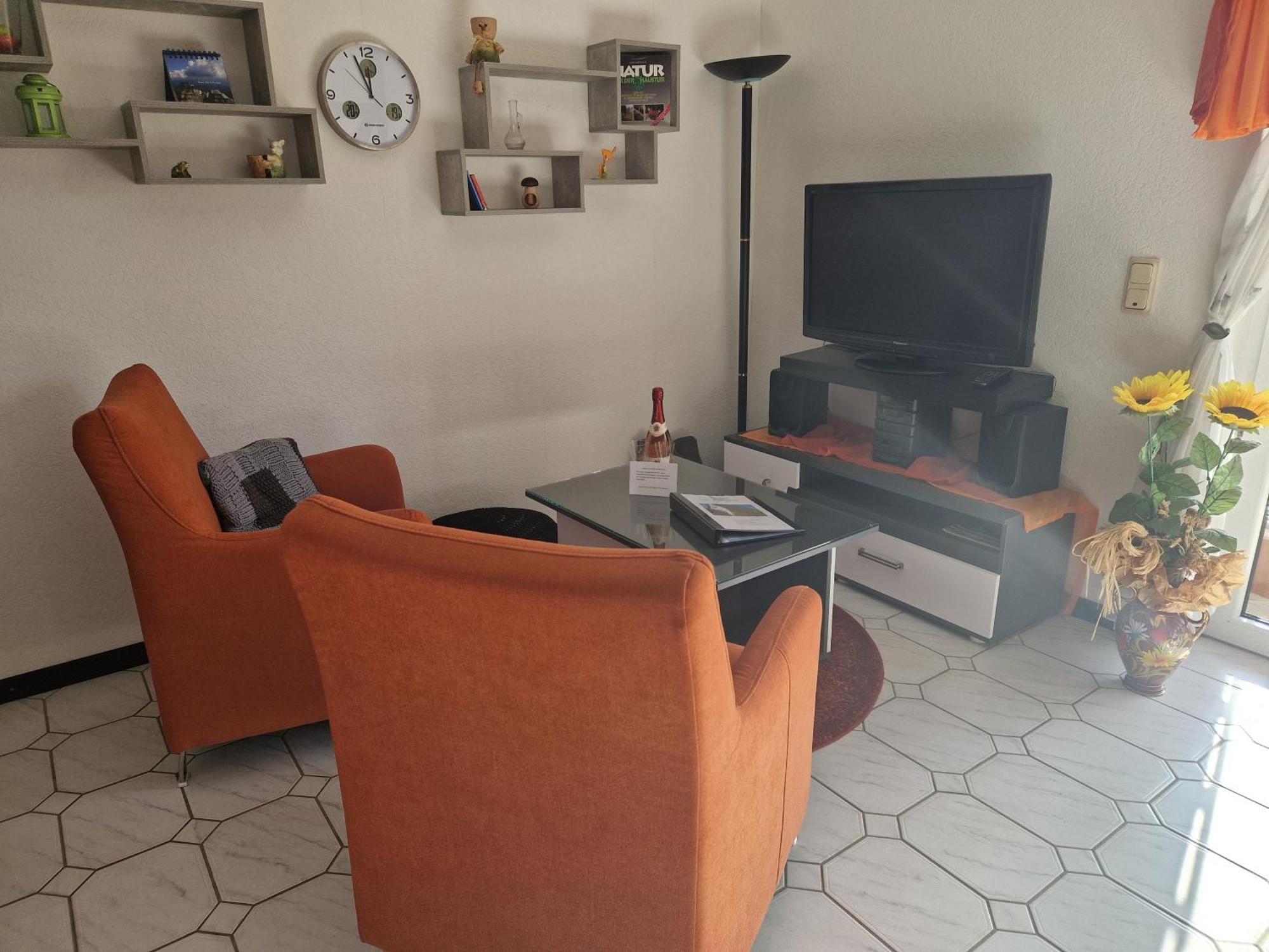 Ferienwohnung Pentagono Енгелскирхен Екстериор снимка